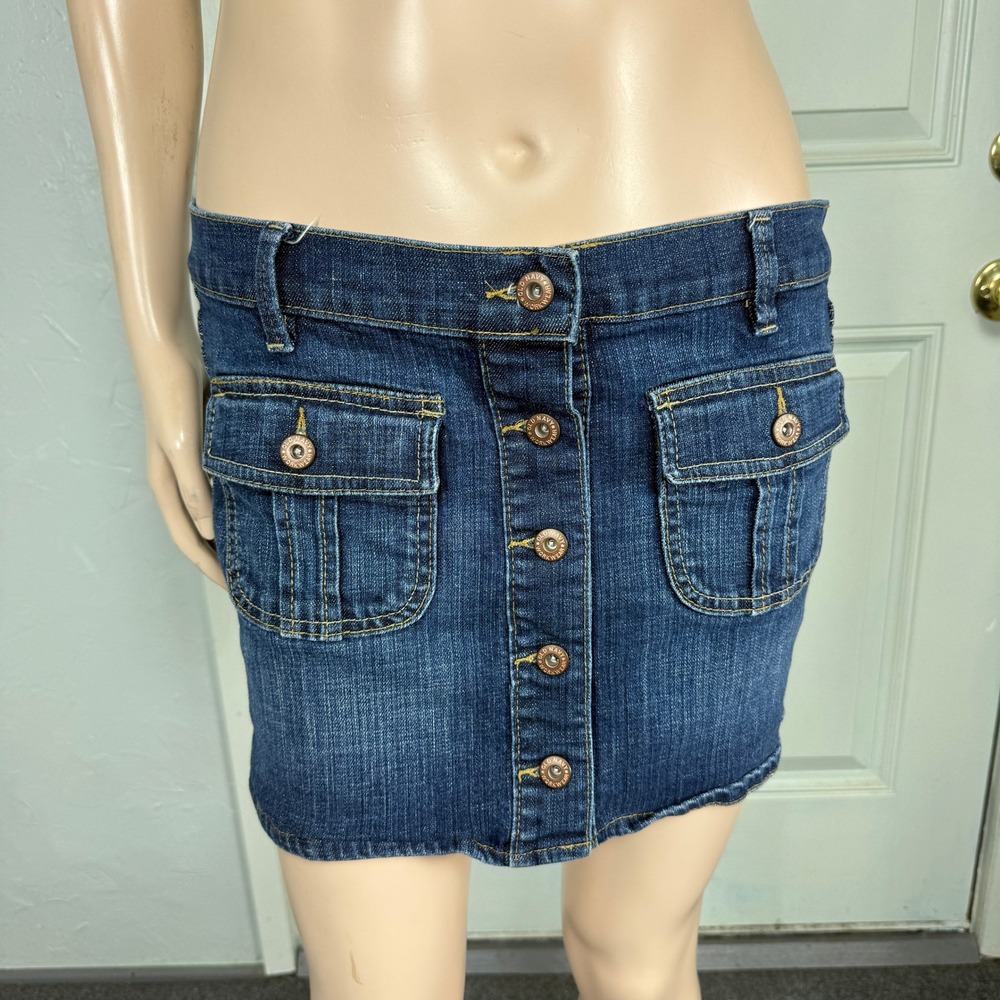 Vintage Y2K Old Navy Womens Skirt 6 Cotton Denim Mini Ultra Low rise Jean C3-14
